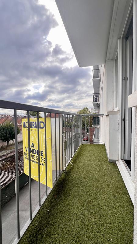 Appartement - 86 m² - 4 pièces