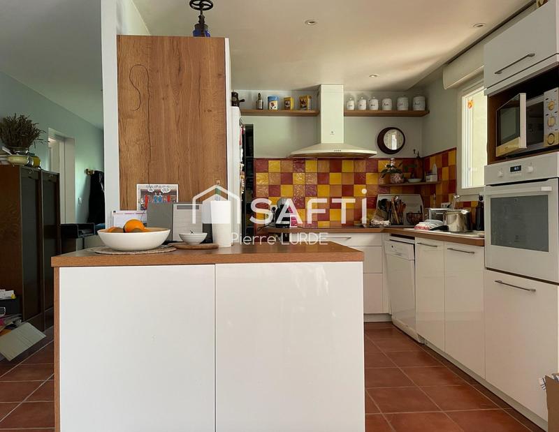 Maison - 88 m² - 4 pièces