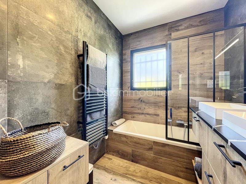 Villa - 82 m² - 4 pièces