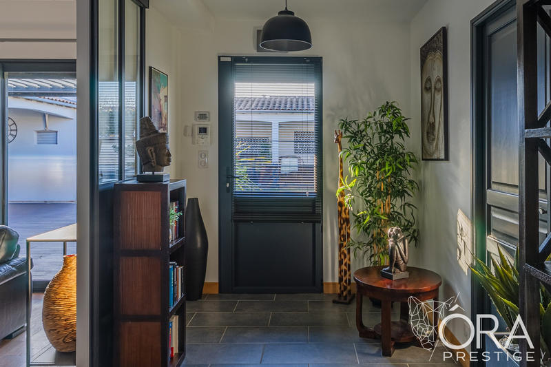 Villa - 179 m² - 6 pièces