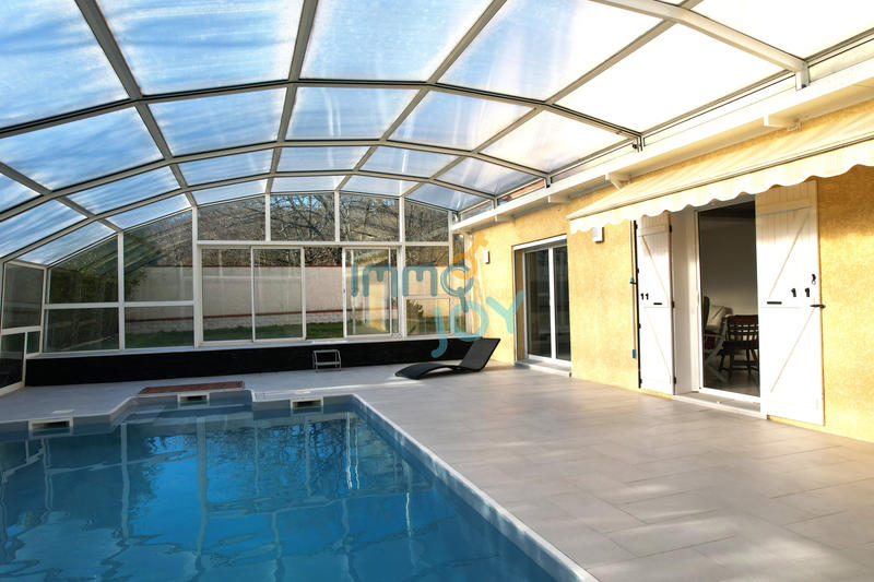 Maison - 110 m² - 4 pièces