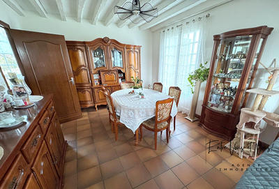 Maison traditionnelle - 191 m² - 8 pièces