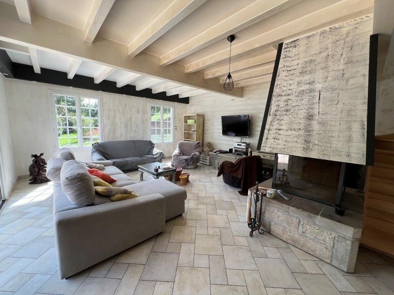 Maison contemporaine - 235 m² - 8 pièces