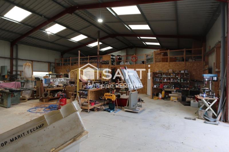 Local commercial - 613 m² - 6 pièces