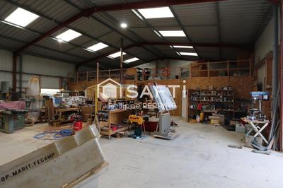 Local commercial - 613 m² - 6 pièces