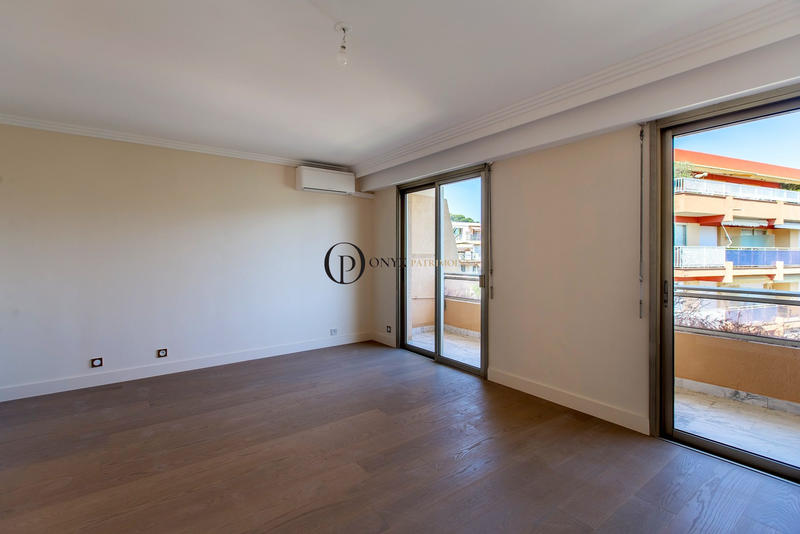 Appartement - 153 m² - 4 pièces