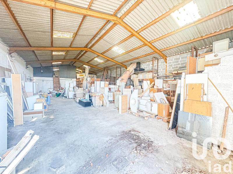 Maison - 250 m² - 5 pièces