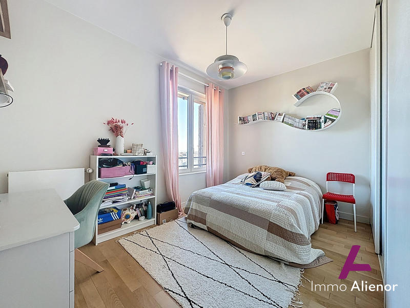 Appartement - 128 m² - 5 pièces