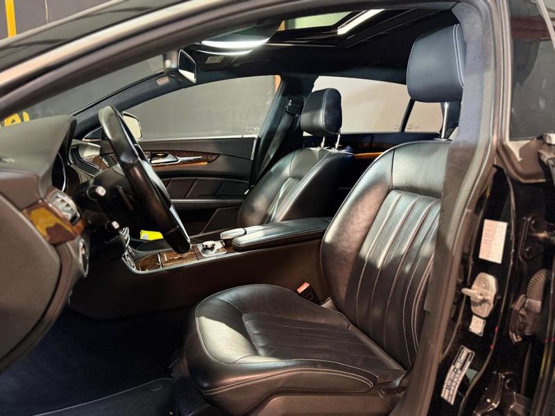 Mercedes Classe Cls 500 Shooting Brake 4.7 V8 4Matic 7g-Tronic 408ch Toit ouvrant, Harman-Kardon, Sièges chauffants &amp; ventilés