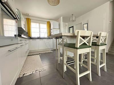 Maison - 105 m² - 4 pièces