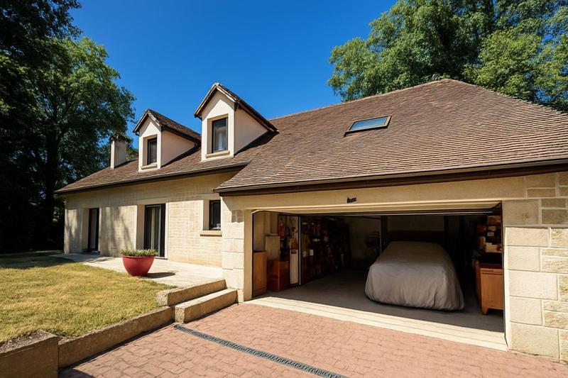 Maison - 224 m² - 7 pièces