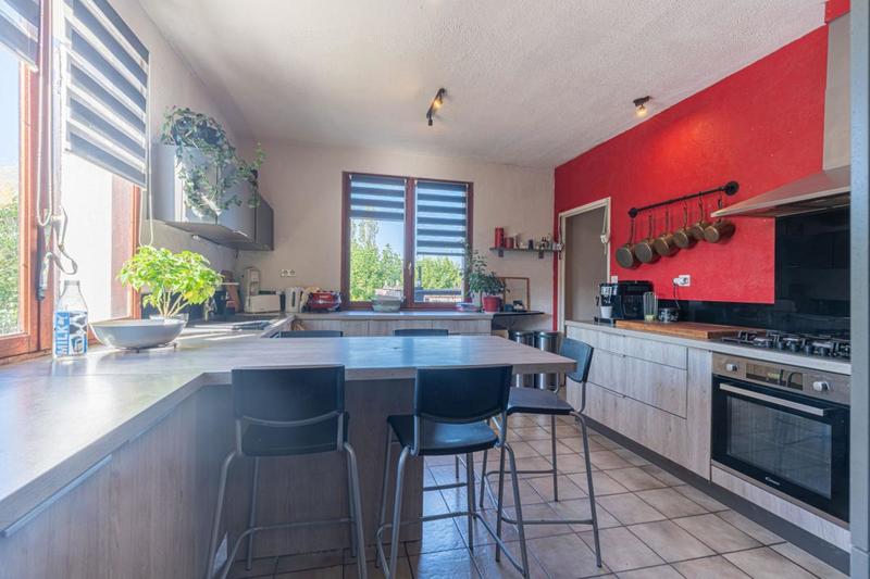 Maison - 130 m² - 5 pièces