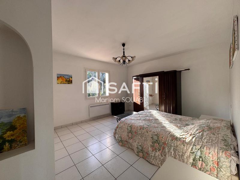 Villa - 235 m² - 7 pièces