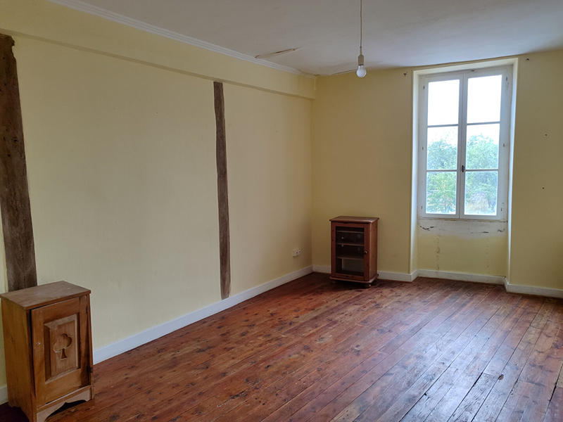 Maison - 110 m² - 4 pièces