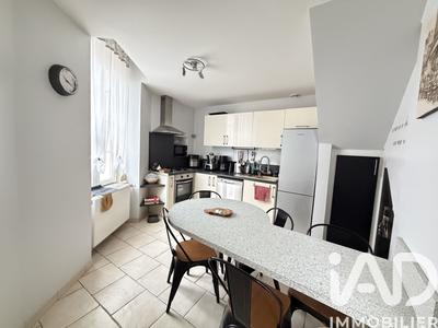 Maison - 85 m² - 6 pièces