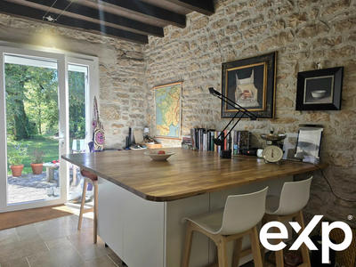 Maison traditionnelle - 128 m² - 6 pièces