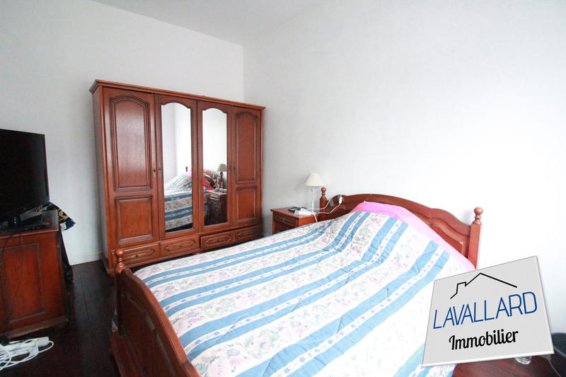 Maison - 162 m² - 9 pièces