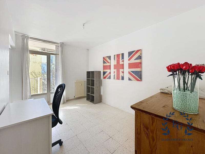 Appartement - 87 m² - 5 pièces