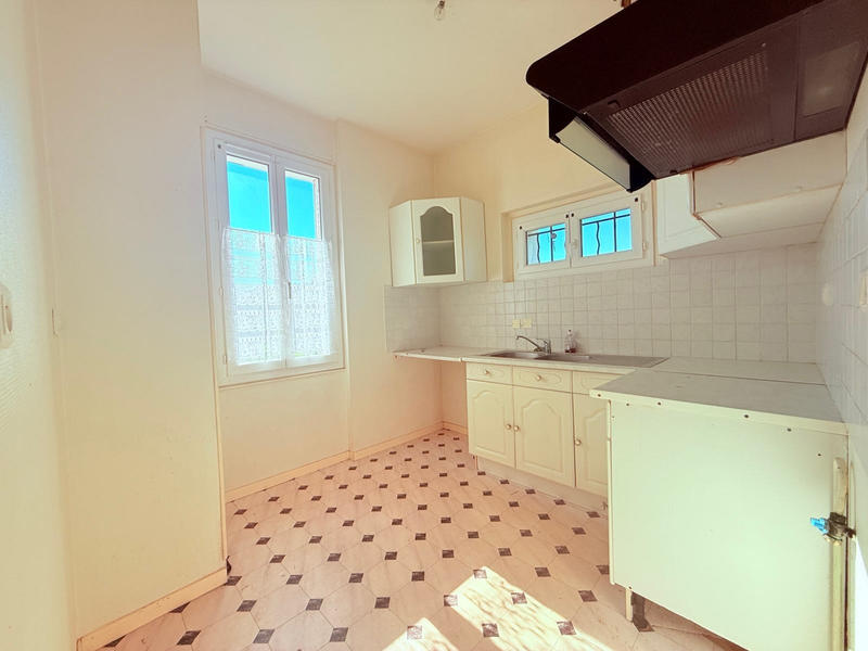 Maison - 90 m² - 4 pièces