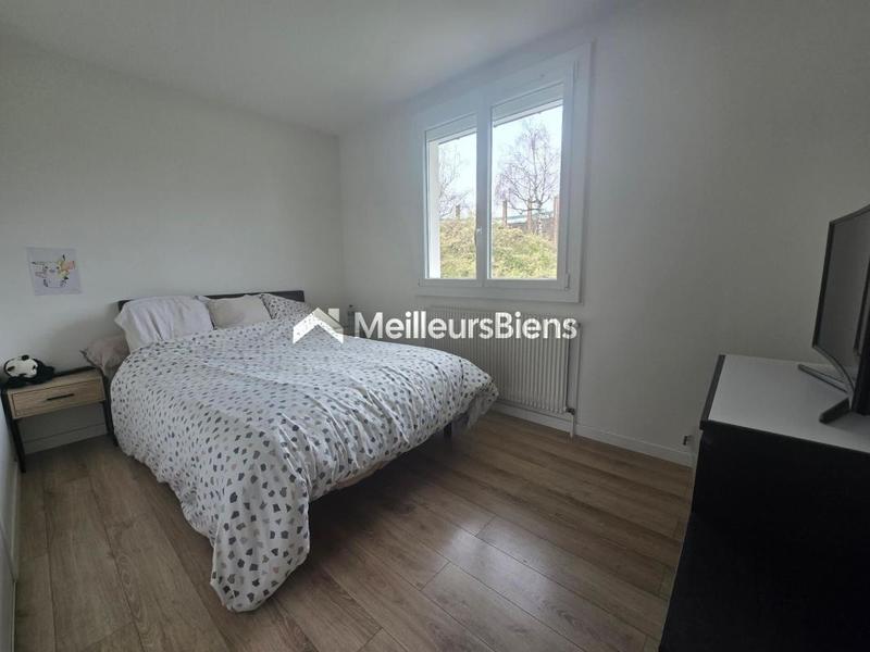 Maison - 85 m² - 5 pièces