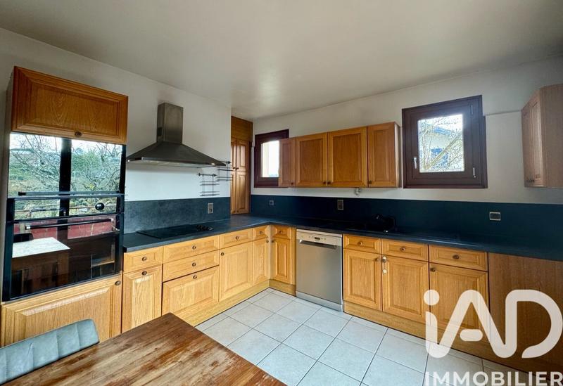 Appartement - 102 m² - 5 pièces