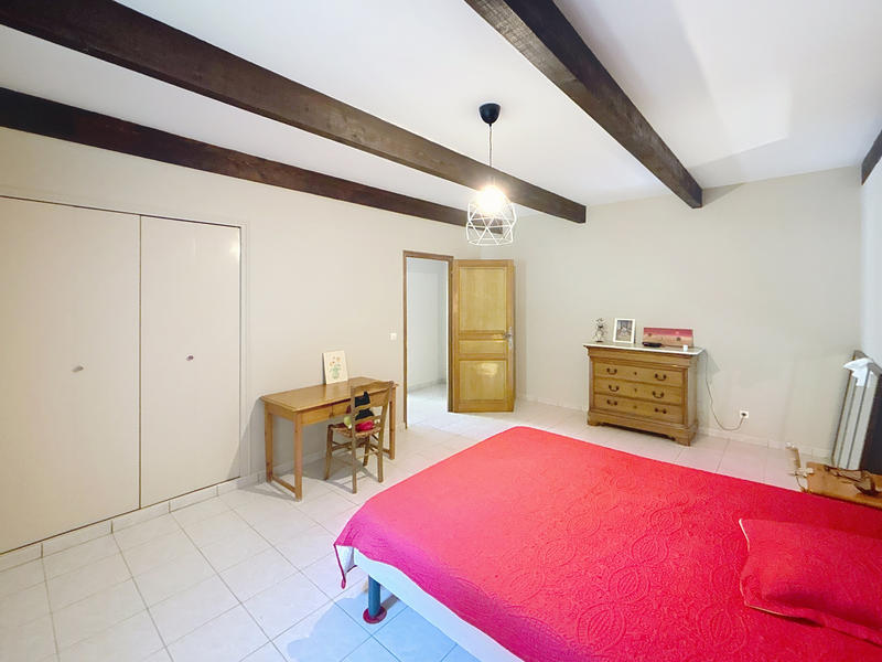 Mas - 195 m² - 5 pièces