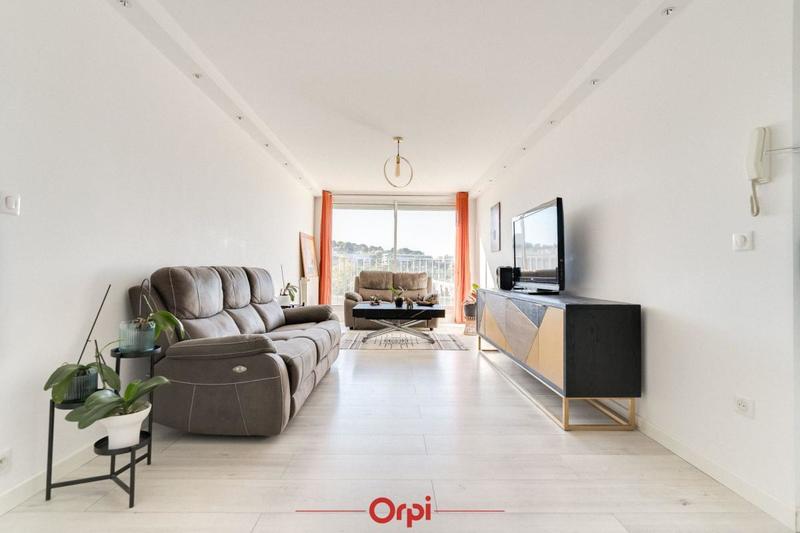 Appartement - 103 m² - 6 pièces