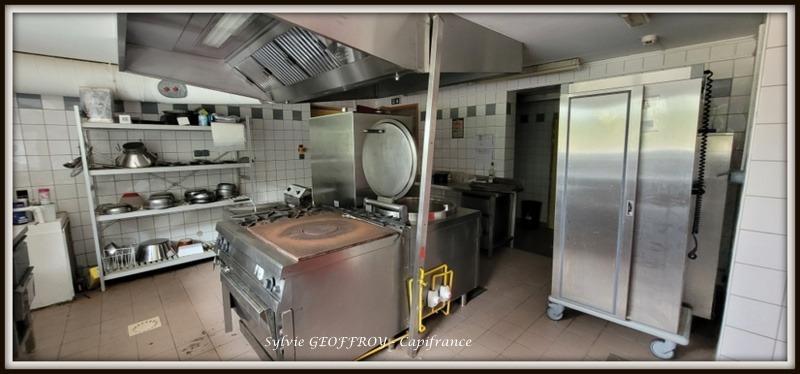 Ferme - 1 400 m² - 50 pièces