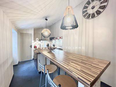 Appartement - 81 m² - 3 pièces