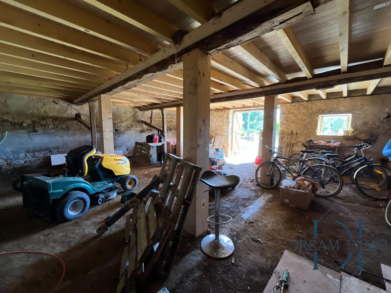 Maison - 259 m² - 8 pièces