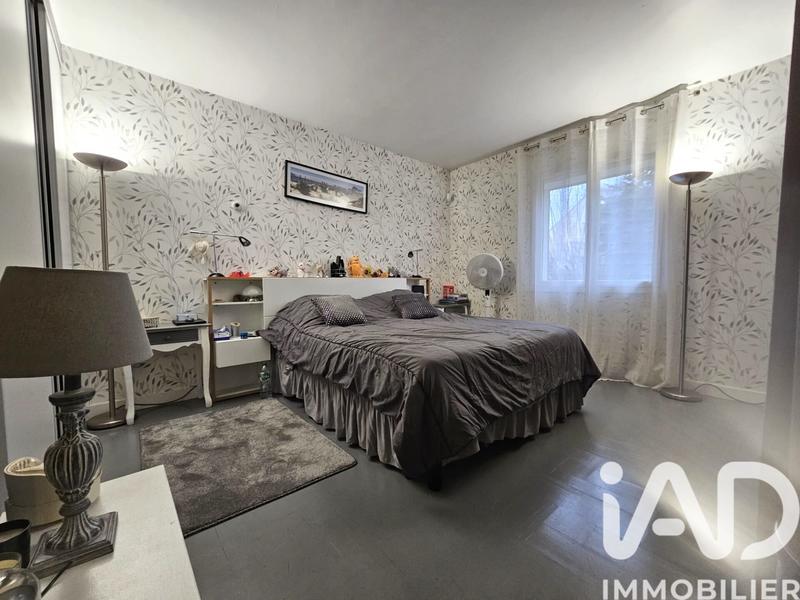 Maison - 197 m² - 7 pièces
