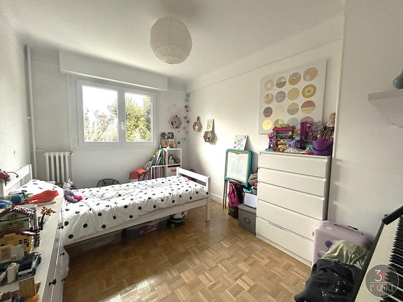 Appartement - 87 m² - 4 pièces