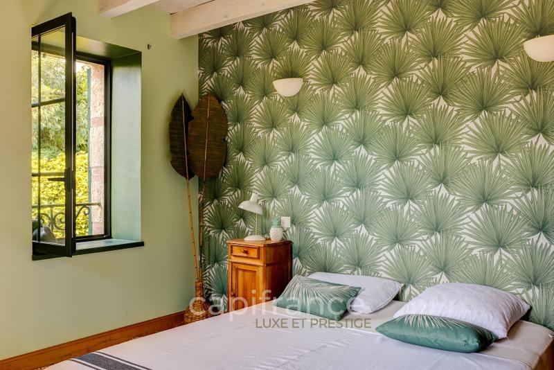 Demeure - 352 m² - 10 pièces