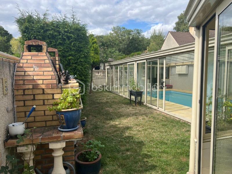 Pavillon - 150 m² - 6 pièces