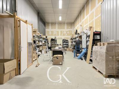 Local commercial - 240 m²