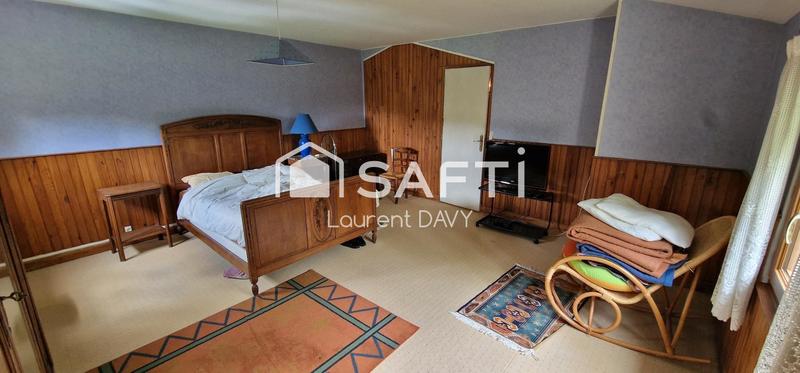 Maison - 184 m² - 9 pièces