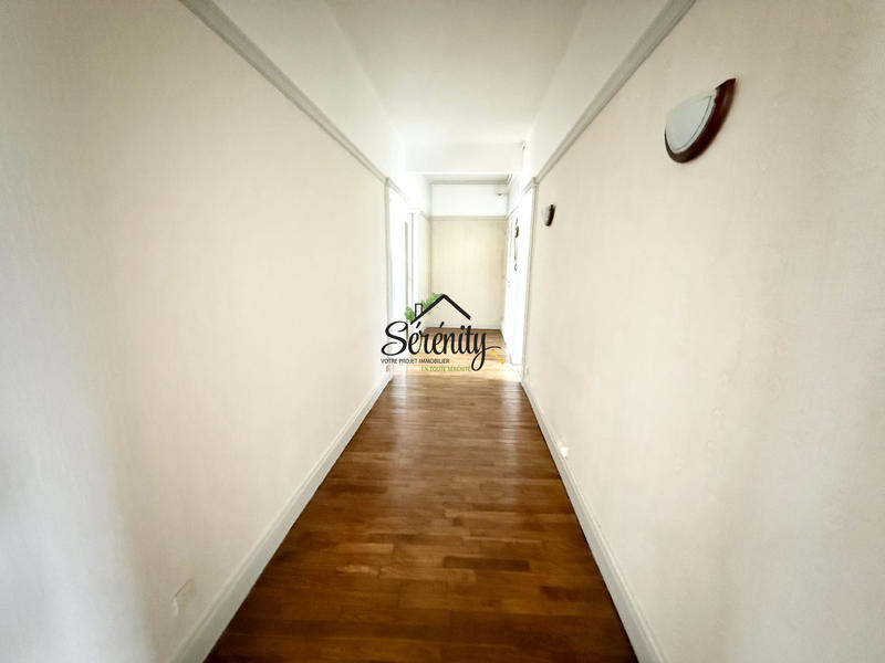 Appartement - 95 m² - 4 pièces