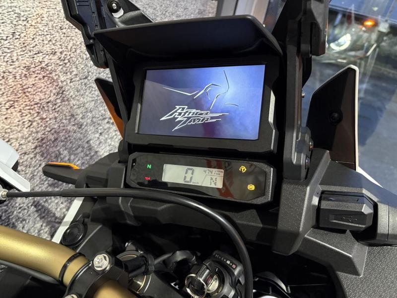 Honda Africa Twin 1100 Dct Tricolore - Africat Twin Dct - Africa Twin 1100 - Africa 1100 - Adventure Sport