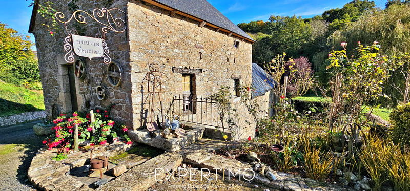 Propriété - 112 m² - 11 pièces