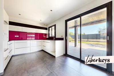 Maison d'architecte - 214 m² - 5 pièces