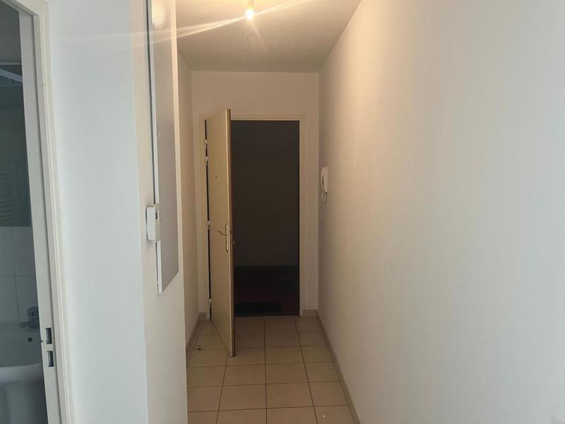 Studio - 32 m² - 1 pièce