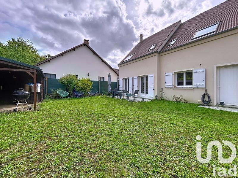 Maison - 121 m² - 6 pièces