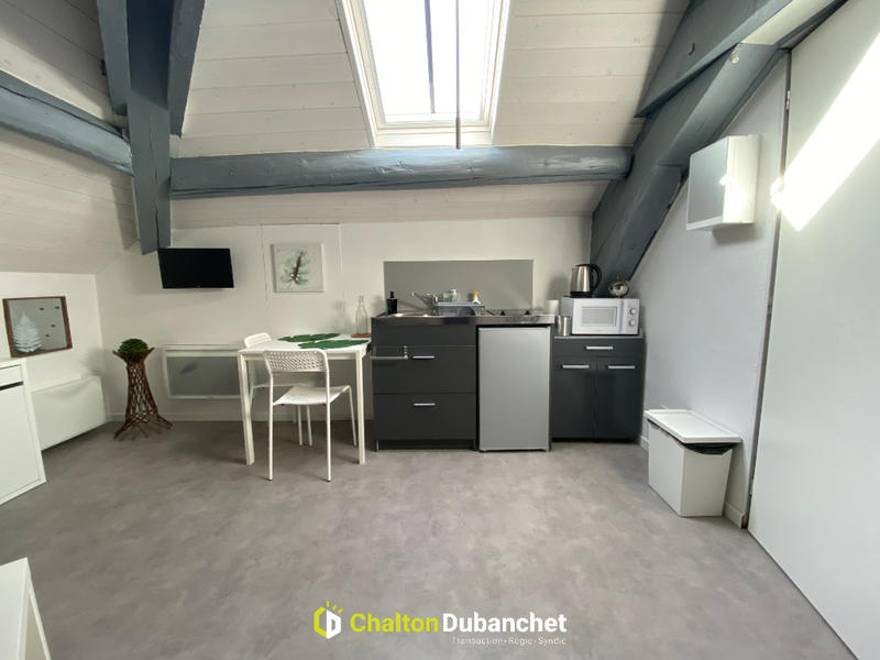 Appartement - 15 m² - 1 pièce