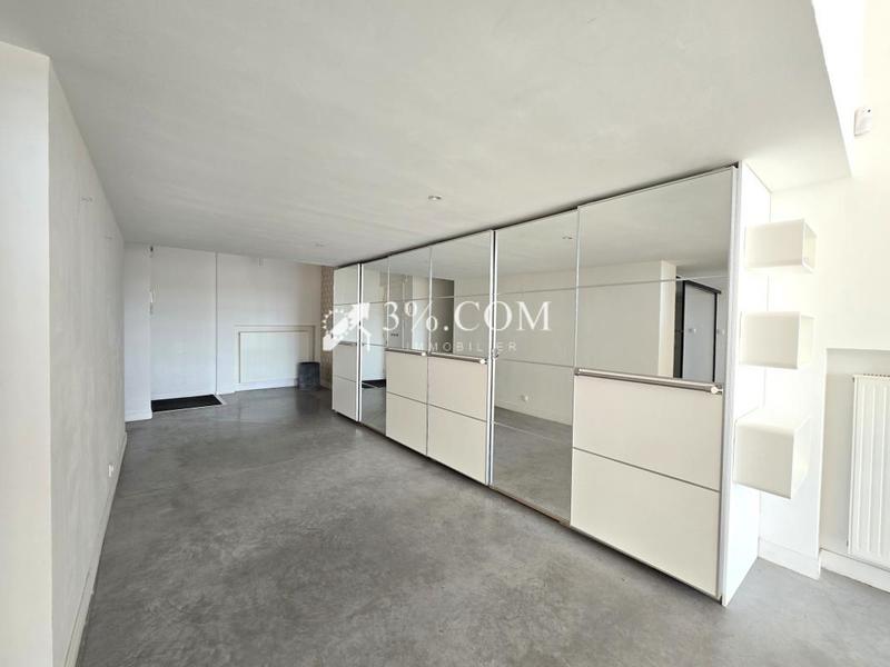 Loft - 170 m² - 5 pièces