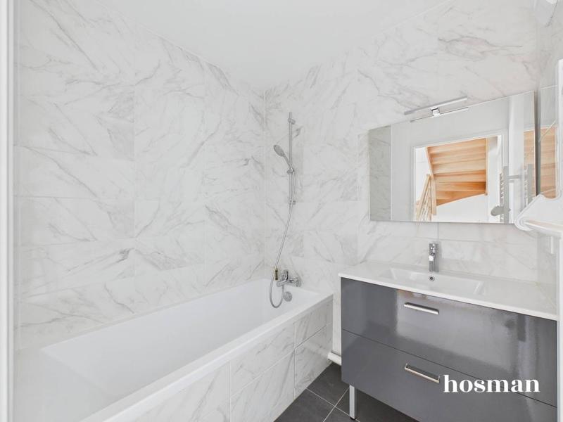 Appartement - 108 m² - 5 pièces