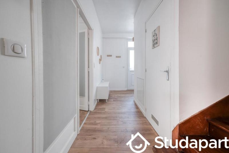 Chambre - 15 m² - 1 pièce