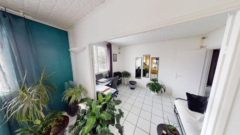 Appartement - 88 m² - 5 pièces