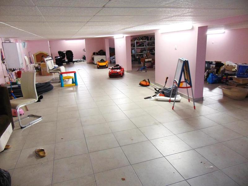 Maison - 145 m² - 9 pièces