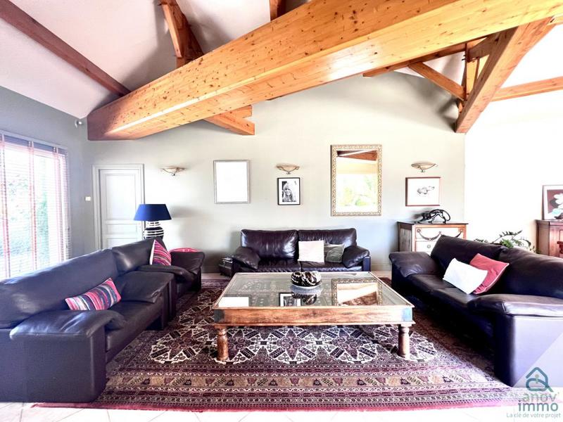 Villa - 240 m² - 7 pièces