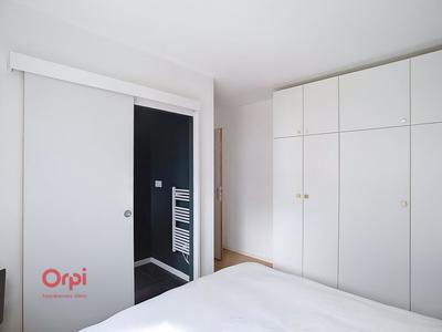 Maison - 92 m² - 5 pièces